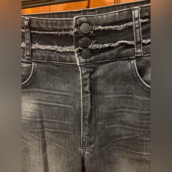 Hudson Holly Skinny High Rise Jeans With Raw Hem - Picture 5 of 16